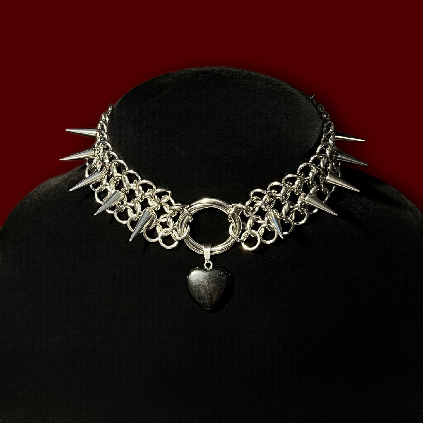 Heart of Stone Choker