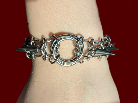 Twisted Hoop Spiked Vertebrae Bracelet